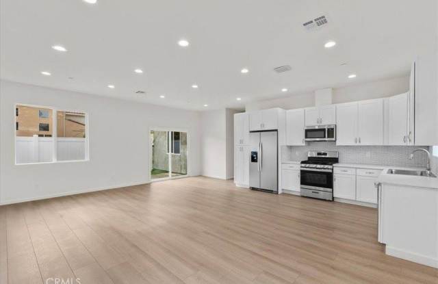 8571 Lurline Avenue photos photos