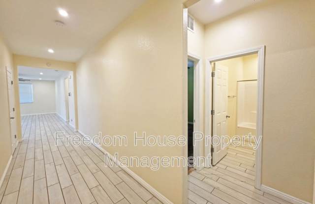 3603 East Polk Avenue Gallery 3
