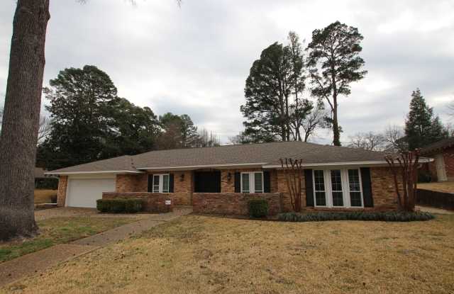 Beautiful 3 bedroom 2 bathroom home in South Tyler! photos photos