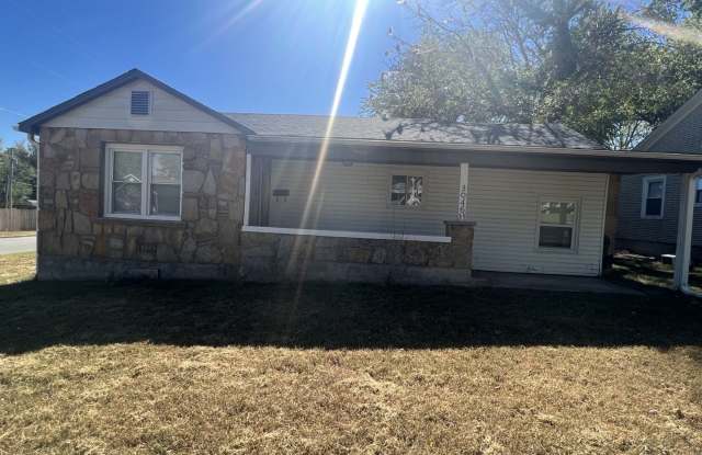 COMING SOON: Cute 3 bedroom, 2 bathroom home located in Joplin! photos photos