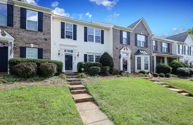 Welcome to this stunning 3-bedroom, 2.5-bathroom Townhome located in the vibrant community of Huntersville, NC. - 16854 Hugh Torance Parkway, Huntersville, NC 28078