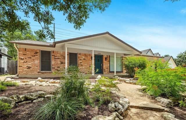 Rare opportunity trifecta: beautiful home in a quiet neighborhood in a great location! - 3205 Santa Monica Drive, Austin, TX 78741