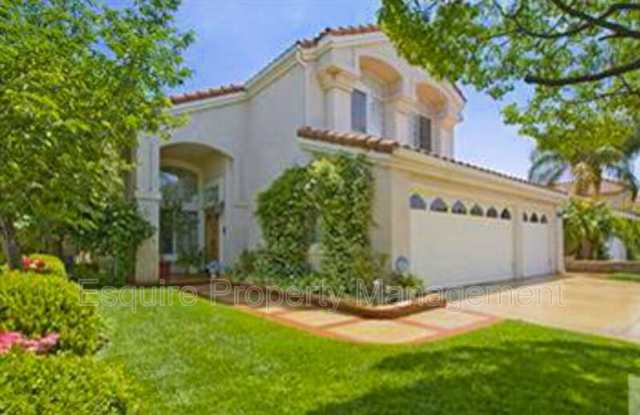 1735 BUTTERFLY COURT photos photos