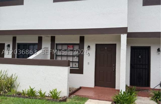 13335 SW 57th Ter photos photos
