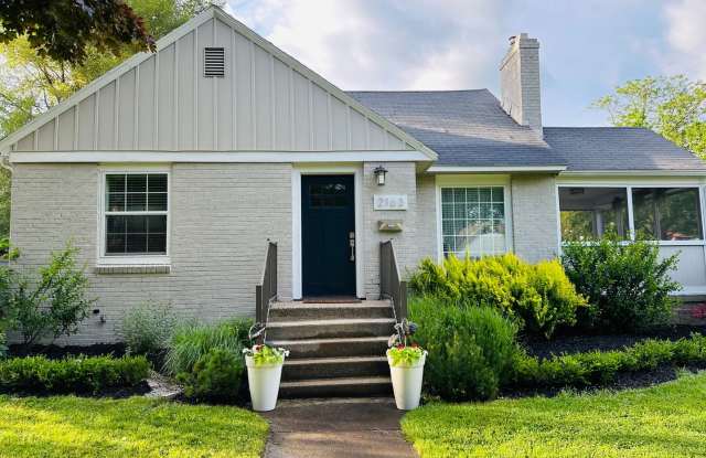 East Grand Rapids Gem: 4-Bedroom, 2-Bath Updated Home for Rent! photos photos
