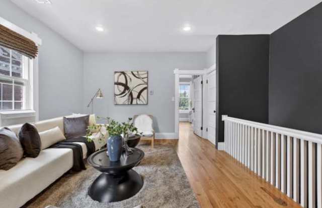 1610 E 14th Ave Unit B Gallery 3