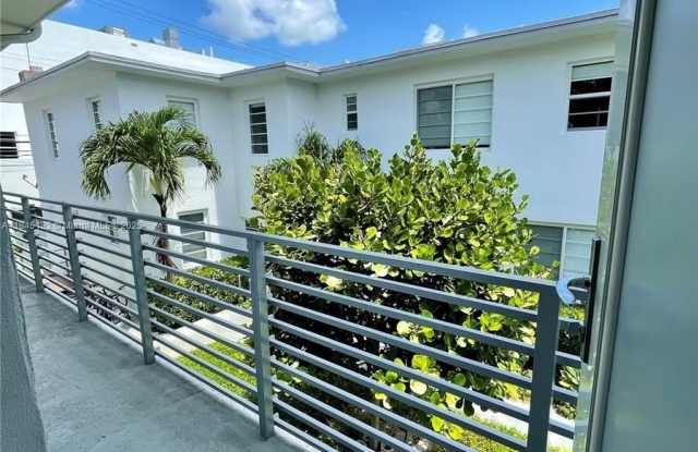 942 Lenox Ave photos photos