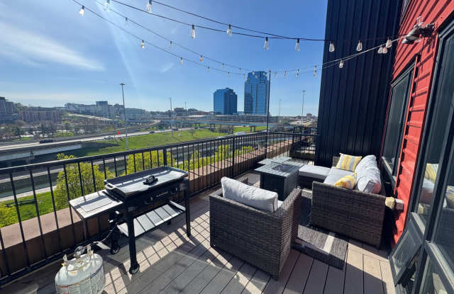 600 Broadway Ave NW photos photos