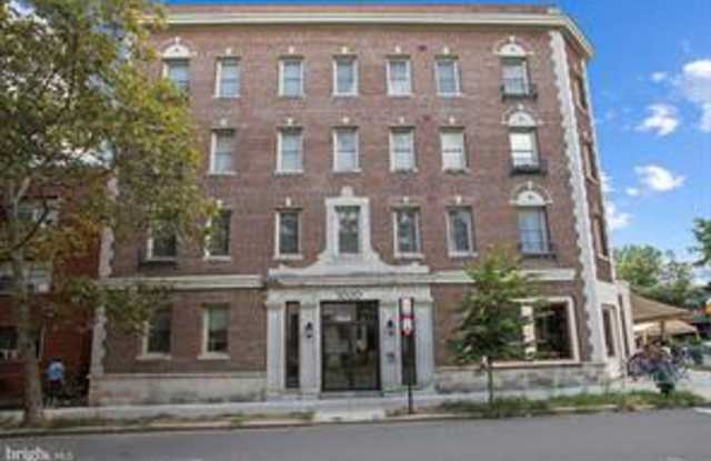 Columbia Heights Bright & Sunny One Bedroom W/Washer/Dryer In Unit, Roof Top, Pets Welcomed! photos photos