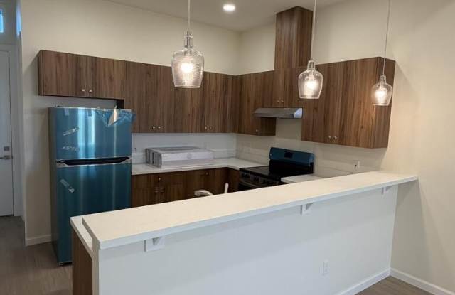 4422 ESCONDIDO LN. Gallery 3