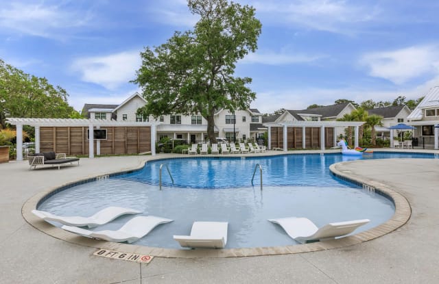 Arboretum Village photos photos