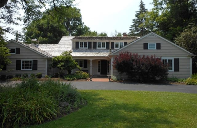 31900 Shaker Blvd - 31900 Shaker Boulevard, Pepper Pike, OH 44124