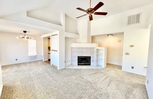 Beautiful 1B/1BA w/ Washer/Dryer  Attached Garage in Rancho San Diego! - 12039 Calle De Leon, Rancho San Diego, CA 92019