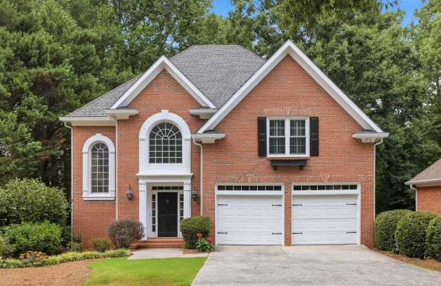 4563 Fountain Drive Gallery 1