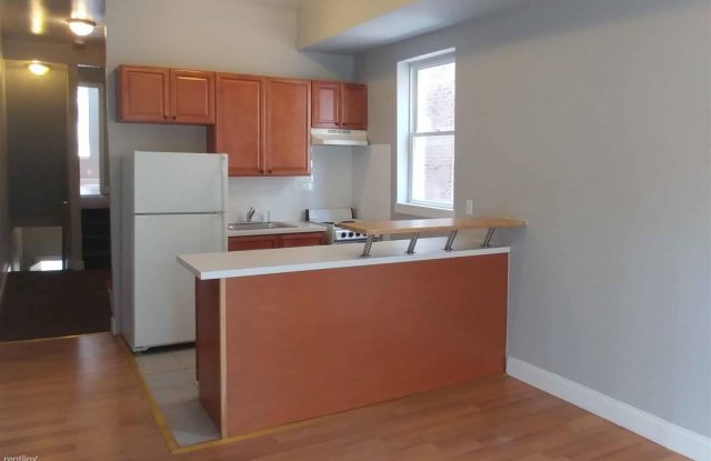 1813 W OXFORD ST Unit B - 1813 West Oxford Street, Philadelphia, PA 19121