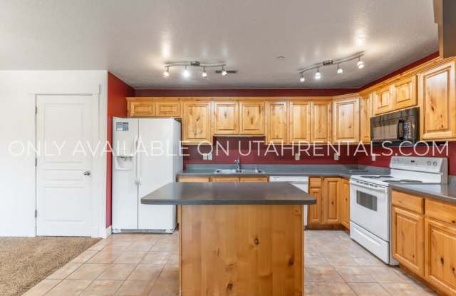 389 S State St photos photos