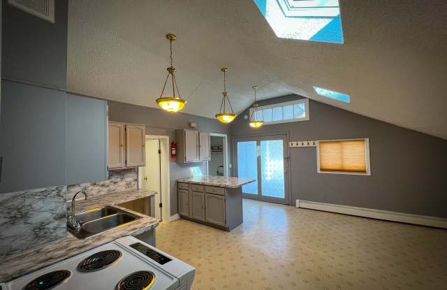 3849 Jackson St North East Gallery 4