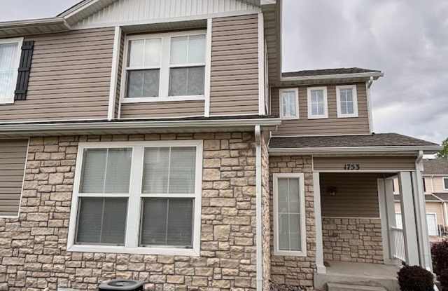 Beautiful Remodeled 3 Bedroom End Unit Townhouse photos photos Beautiful Remodeled 3 Bedroom End Unit Townhouse photos photos