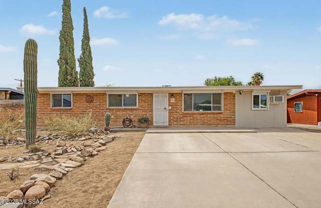 223 W Knox Drive photos photos
