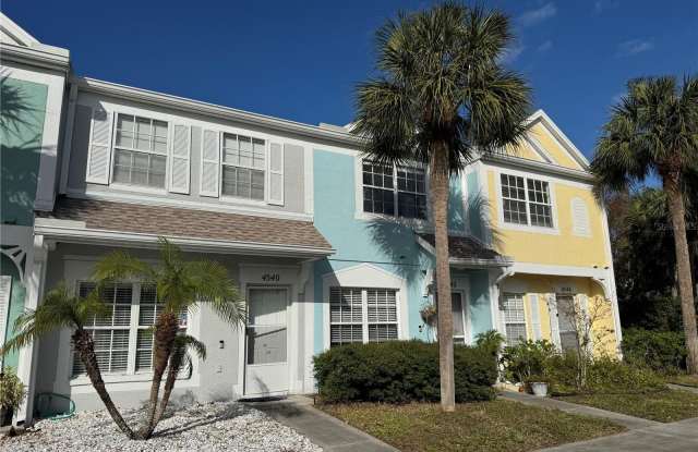 4540 RUNABOUT WAY photos photos