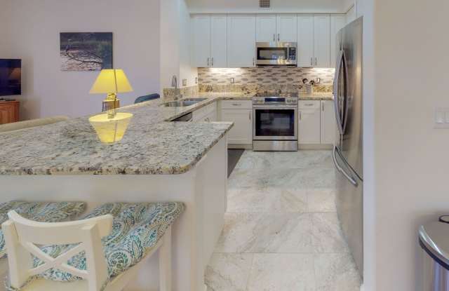 Coconut Plantation 1158-1: Luxe 3BR Near Beach Gallery 3