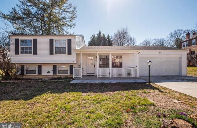 6225 WILMINGTON DRIVE - 6225 Wilmington Drive, Burke Centre, VA 22015