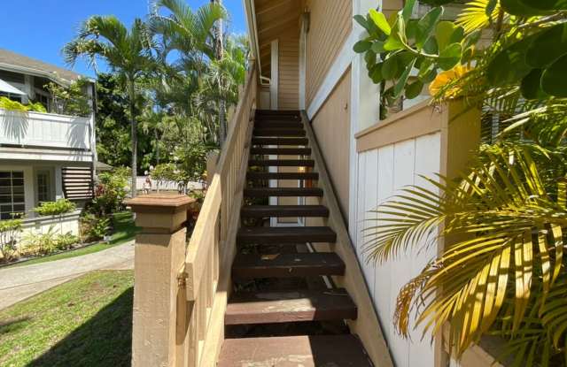 Gated Community, 2 parking stalls, 24 hour security Gallery 4