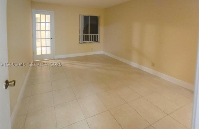 3310 Pinewalk Dr N Gallery 4