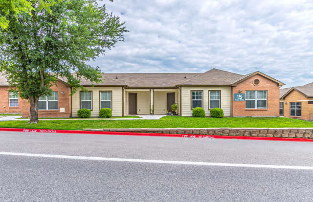 Park Manor 55+ Apartments Gallery 4