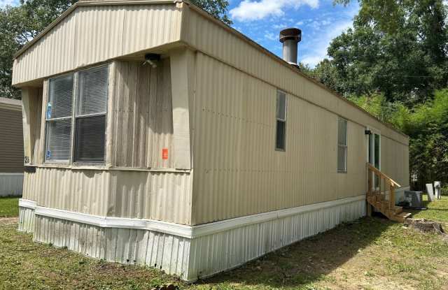 26 White Oak Village Gallery 2