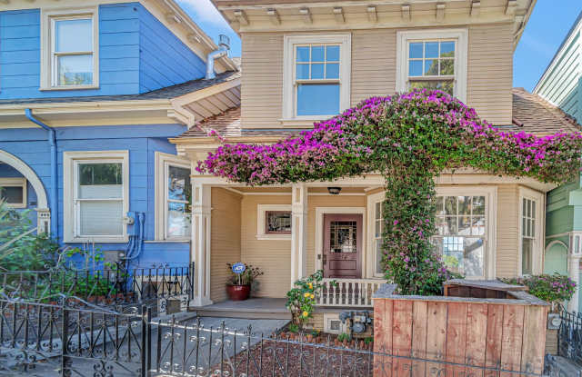 Charming Four Bedroom Home in Potrero Hill - Please Contact for Showing Availability! photos photos