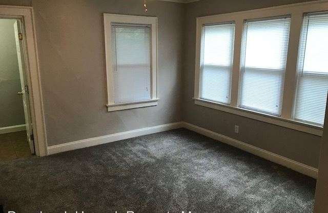 5809 Woodland Gallery 3