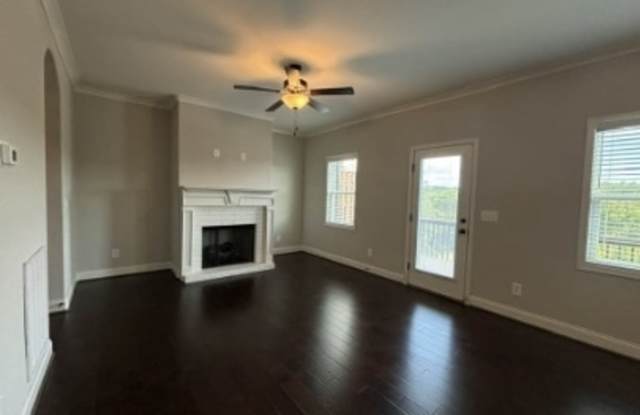 4238 Lennox Drive Gallery 2