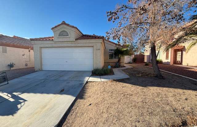 Gorgeous Single Story 2Bed/2Bath/2Car home located in Northwest Las Vegas Gallery 1