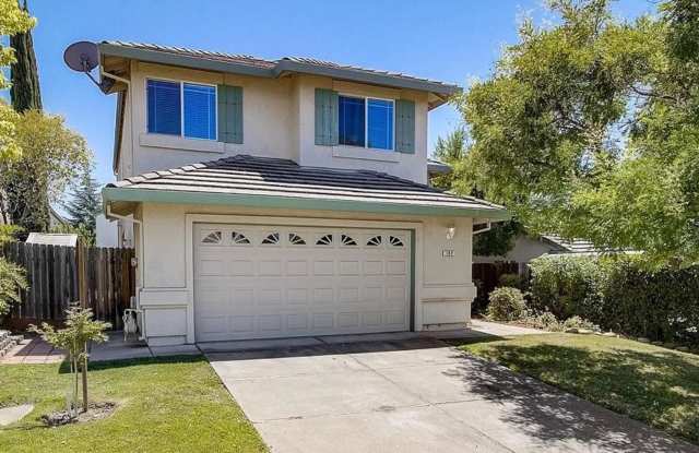 Spectacular FOLSOM 4/3 - Waiting For You!  Please Read Entire Ad For Viewings! photos photos