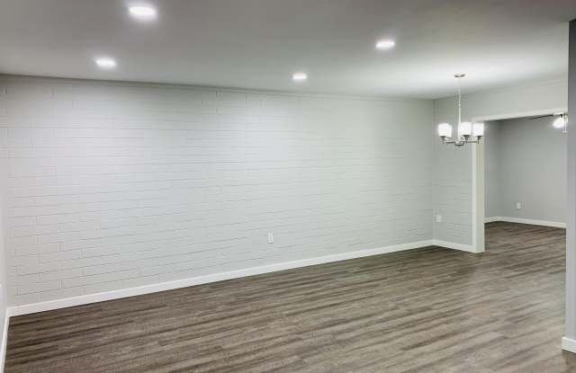 9930 W CROSBY Circle S Gallery 4