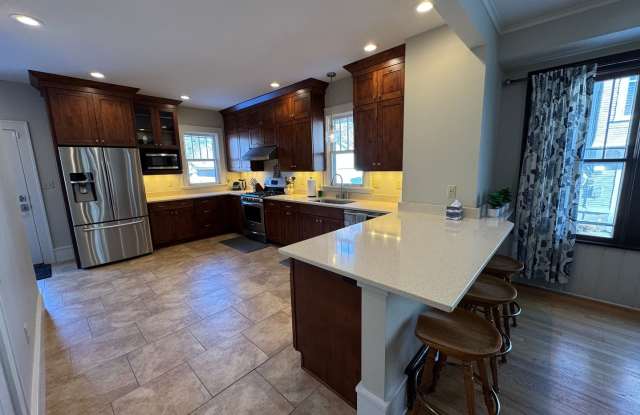 Fully Furnished 4-Bedroom Home Near Clinics | All Utilities & Wi-Fi Included photos photos