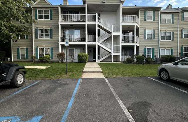 75 Iroquois Dr Gallery 1