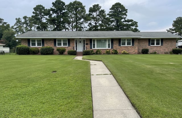 200 Deborah Place - 200 Deborah Place, Jacksonville, NC 28540