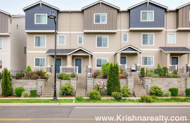 Lovely 3BR* 2.5 BA* Townhome in highly desirable North Bethany The Crossings At Abbey Creek Community! *Great Location* A+Schools!* - 17315 Northwest Shackelford Road, Bethany, OR 97229