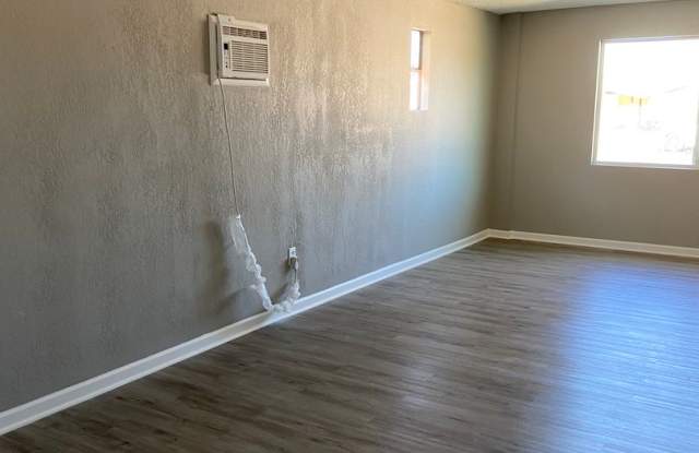 Casa Grande 4 bed / 1.5 bath home - 511 West 11th Street, Casa Grande, AZ 85122