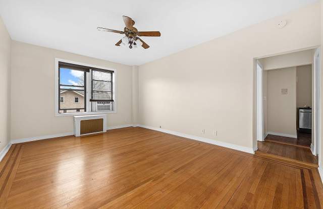 8402 Beverly Rd Apt 2D Gallery 1