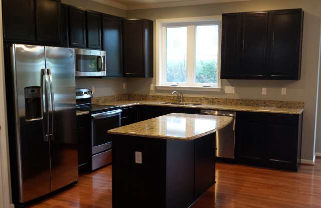 4104 Sun View Gallery 3