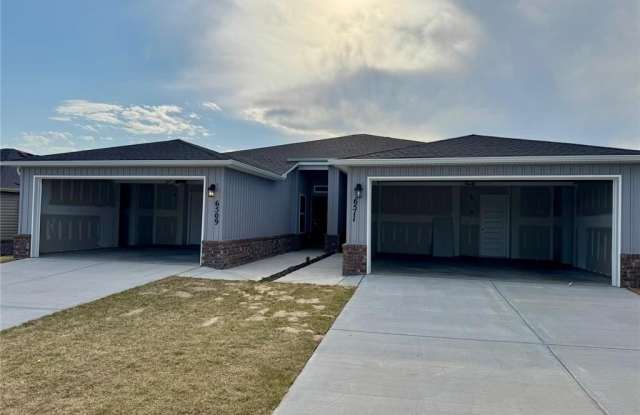 6509  NW Vandergriff  ST - 6509 Northwest Vandergriff Street, Highfill, AR 72713