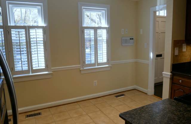 7988 HIDDEN BRIDGE DRIVE Gallery 4