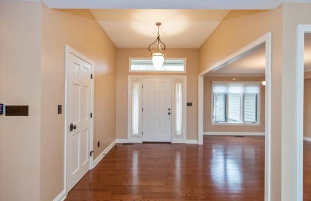 4343 Idlewild Lane Gallery 4
