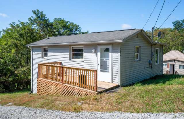 Updated 2 bedroom 1 bath in Fairlawn VA photos photos Updated 2 bedroom 1 bath in Fairlawn VA photos photos