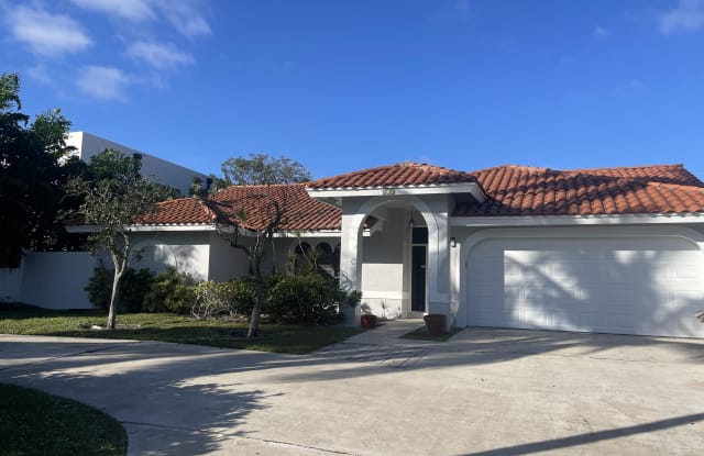 875 NW 4th Avenue - 875 Northwest 4th Avenue, Boca Raton, FL 33432