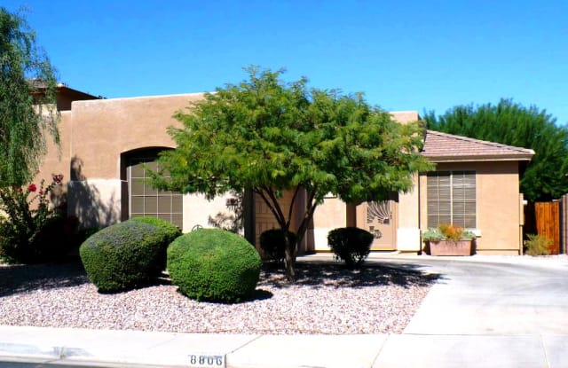 8806 W Windrose Dr - 8806 West Windrose Drive, Peoria, AZ 85381