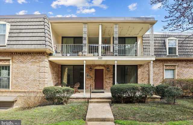 3127 PATRICK HENRY Drive unit: 227 photos photos